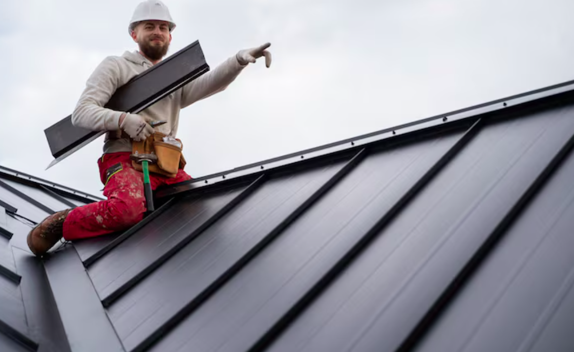 The Essential Guide to Finding the Right Residential Roofing Contractor